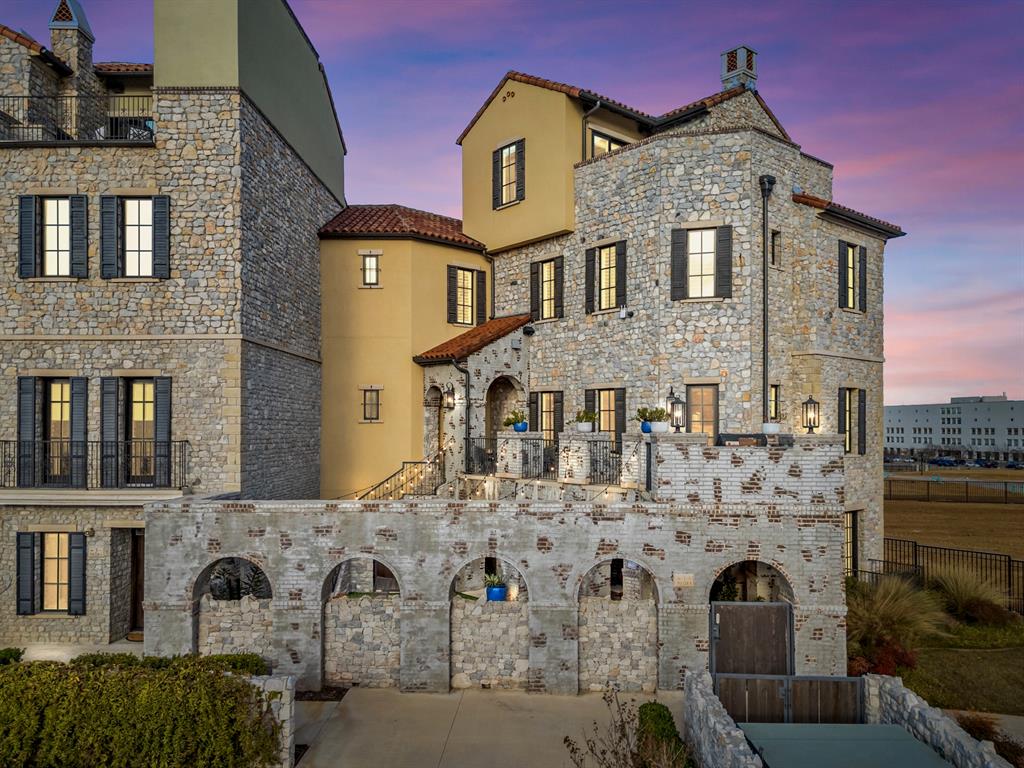 Westlake Entrada - Residential