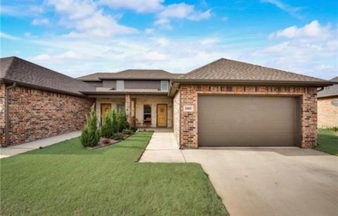 Photo of 1005 Skyview Court, Midlothian, TX 76065 (MLS # 21142446)
