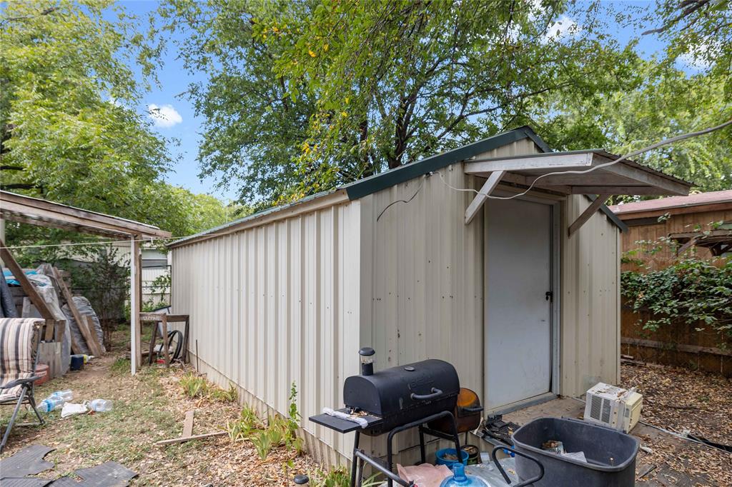 BROWNWOOD HEIGHTS - Residential