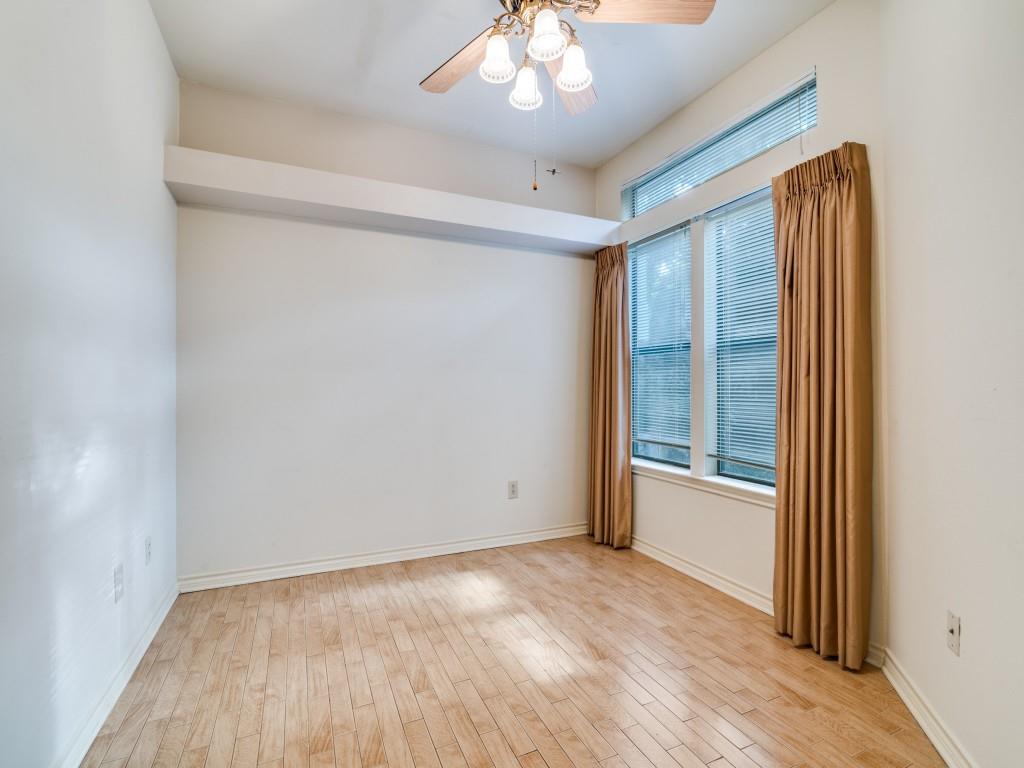 Heritage On The Lake-Waterfron - Residential