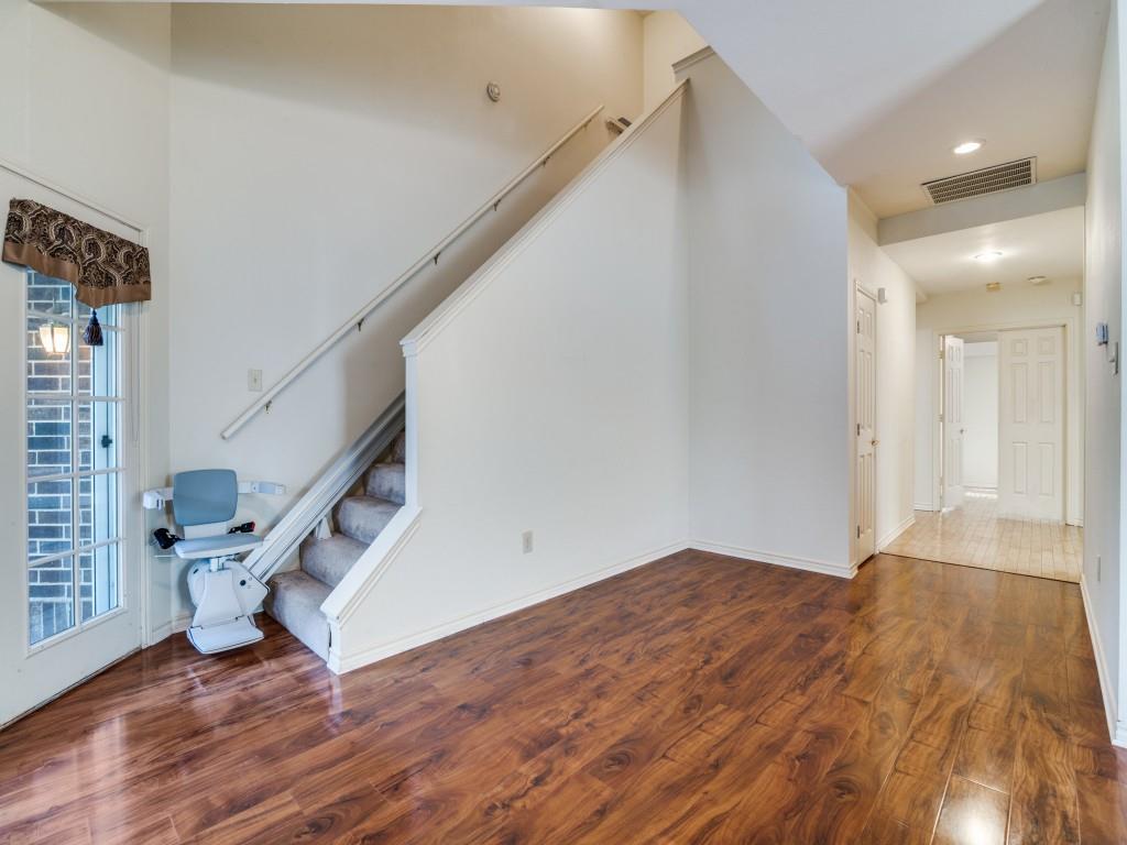 Heritage On The Lake-Waterfron - Residential