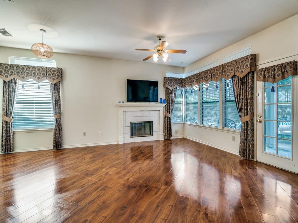 9981 Waterfront Trail