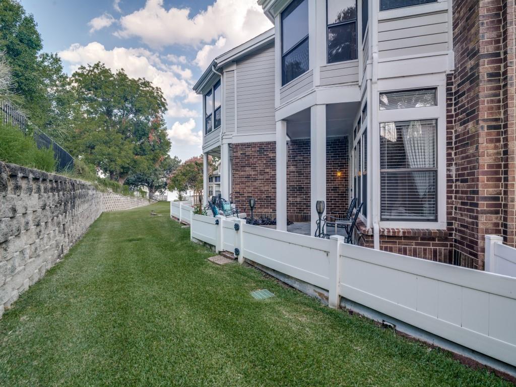 Heritage On The Lake-Waterfron - Residential