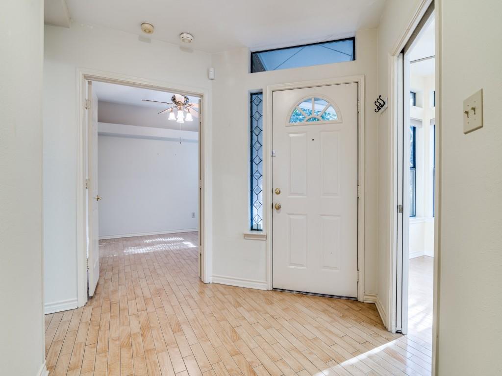 9981 Waterfront Trail