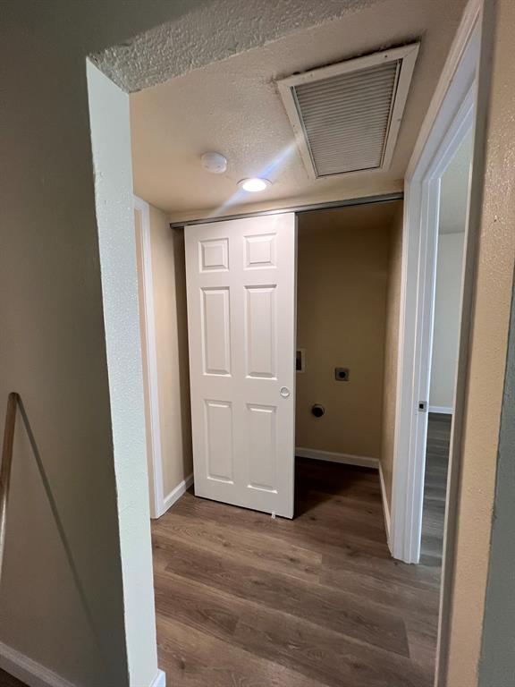 Tealwood On The Creek Condo - Residential Lease