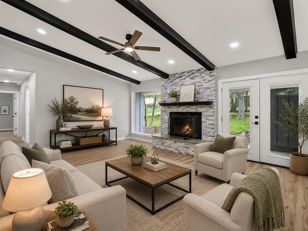 3204 Greenbriar Lane