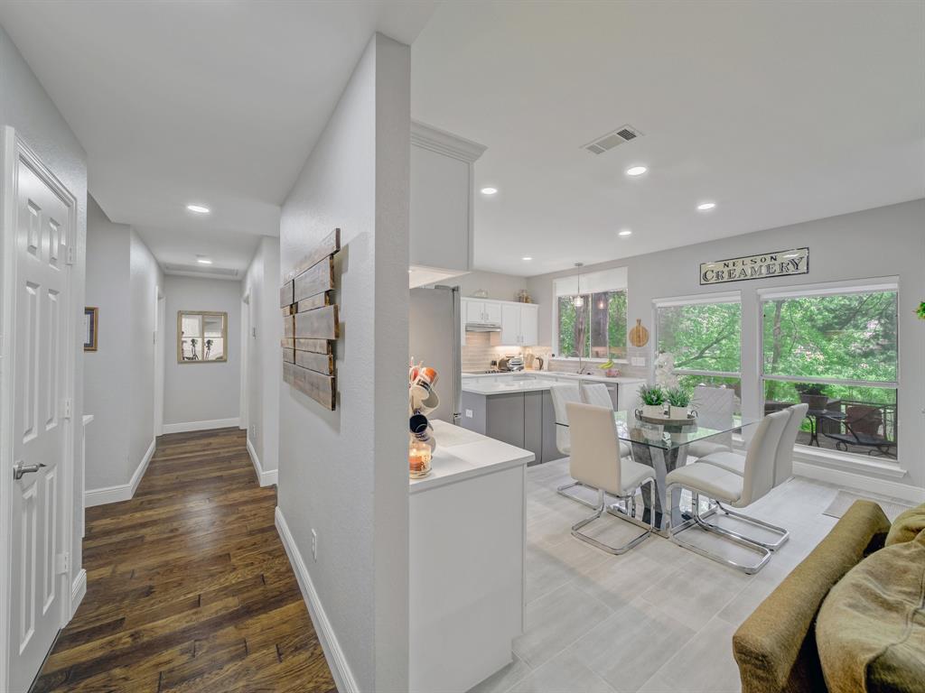 525 Sir Roland Drive
