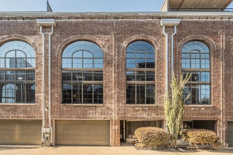 Photo of 3911 Gilbert Avenue #G, Dallas, TX 75219 (MLS # 21181953)