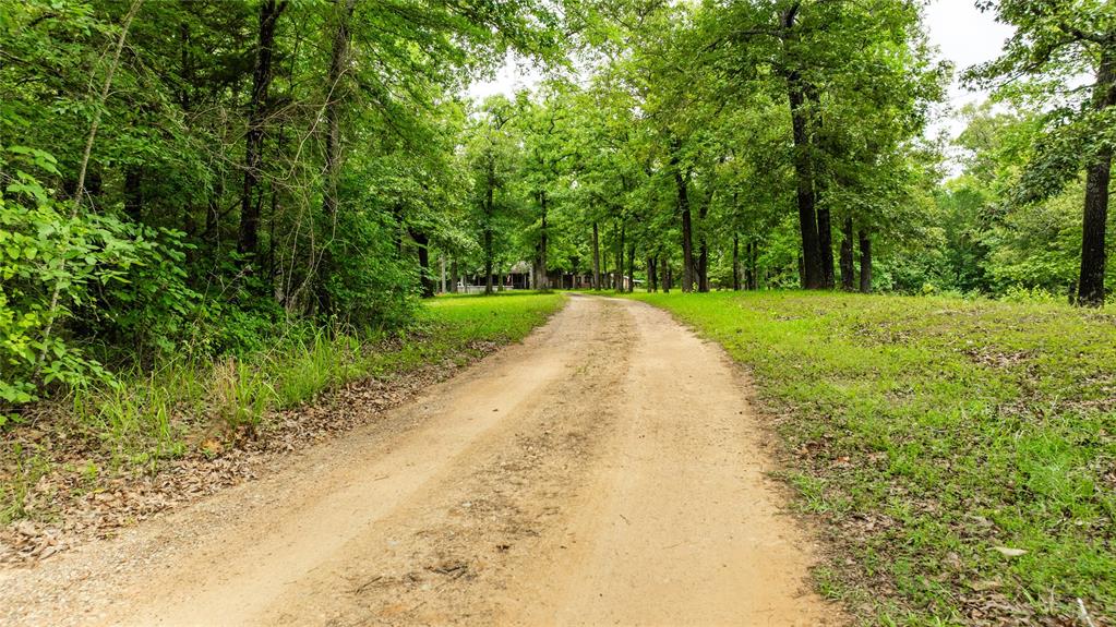 251 Private Road 8179