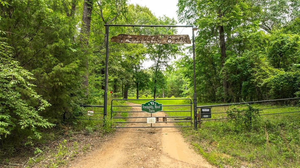 251 Private Road 8179