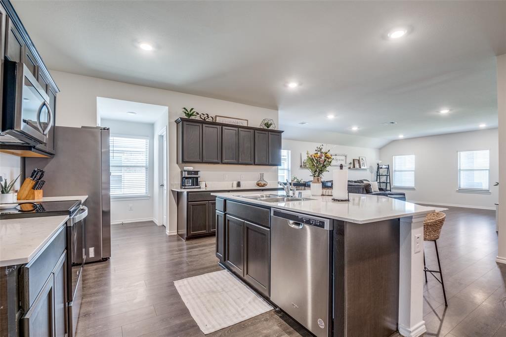 VALOR FARMS PH2 - Residential