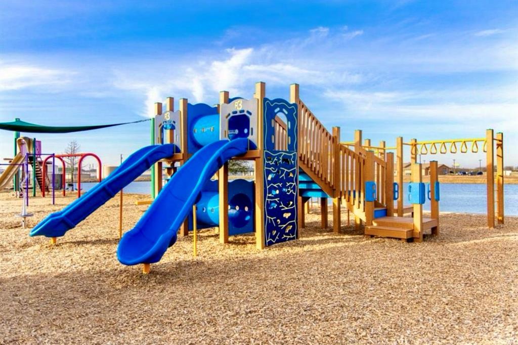 VALOR FARMS PH2 - Residential