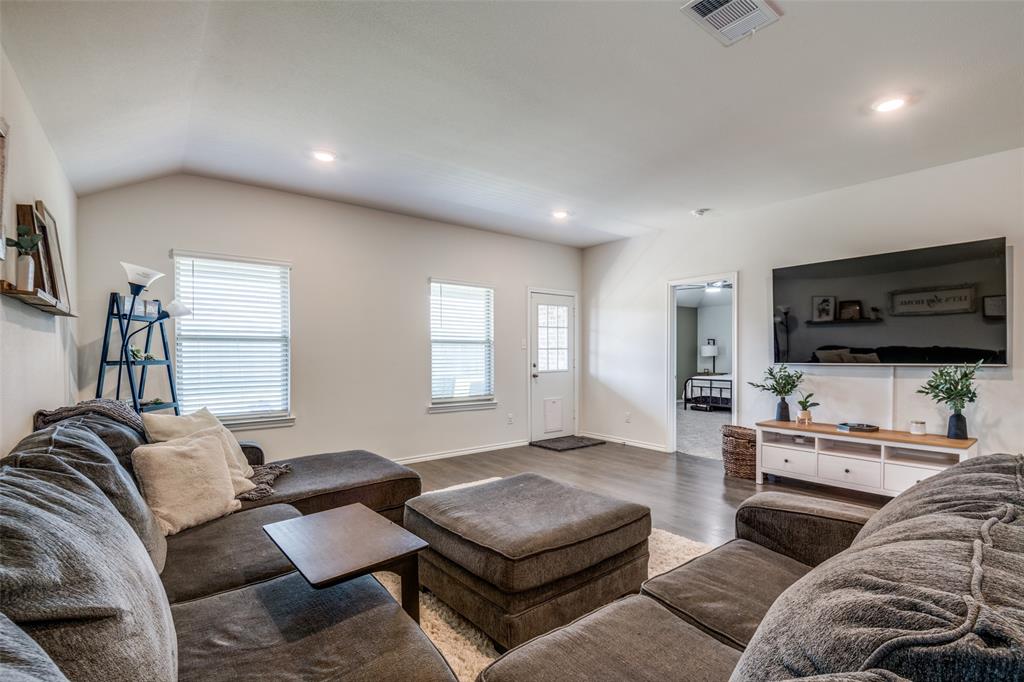 VALOR FARMS PH2 - Residential