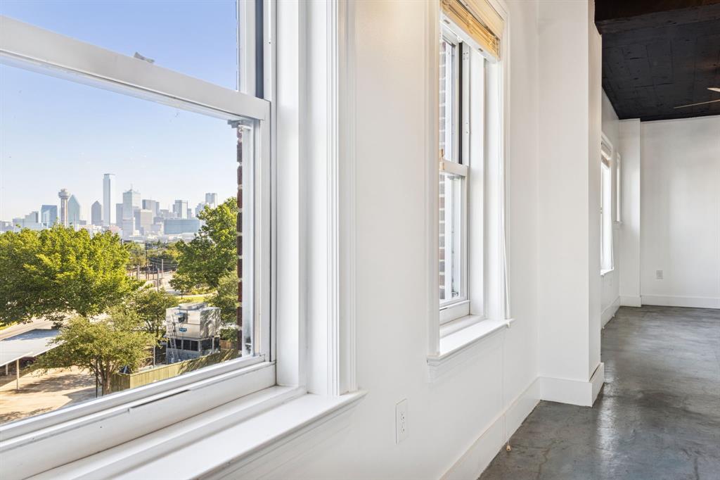 Lake Cliff Tower Condo - Residential