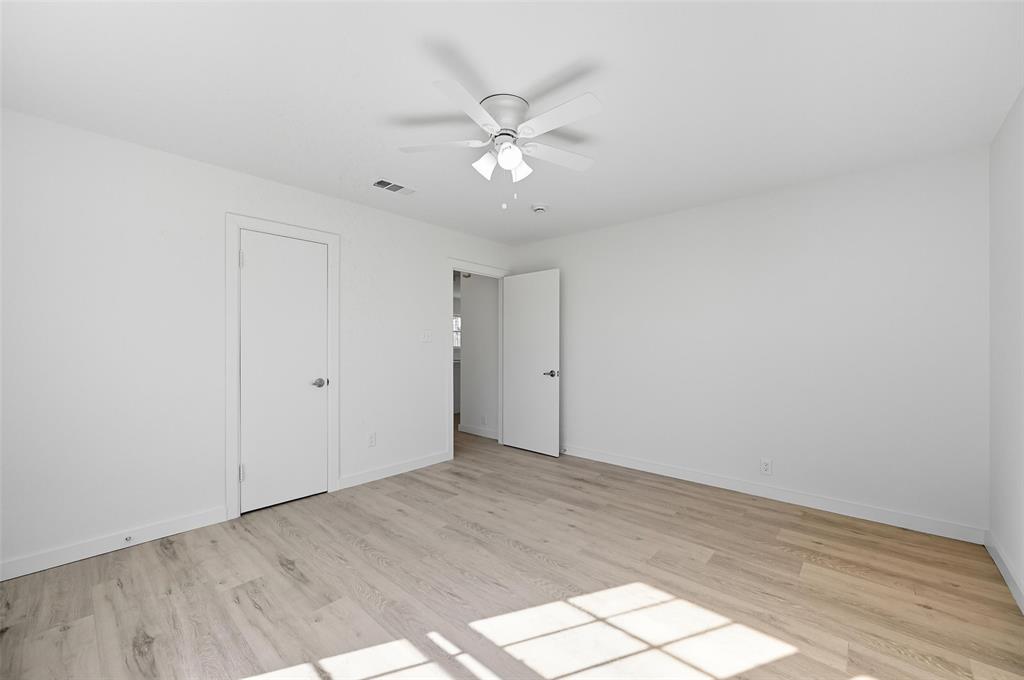 CHAMBERLAIN ARLINGTON HTS 2ND - Residential