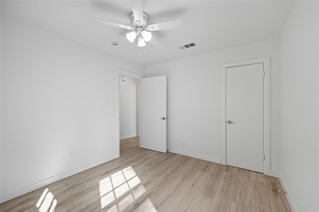 CHAMBERLAIN ARLINGTON HTS 2ND - Residential