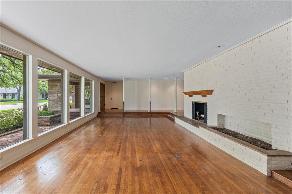 2900 Simondale Drive