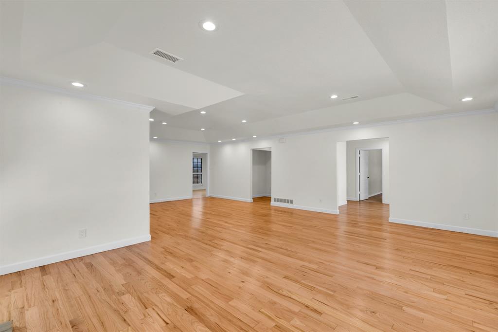 4301 Hartwood Circle