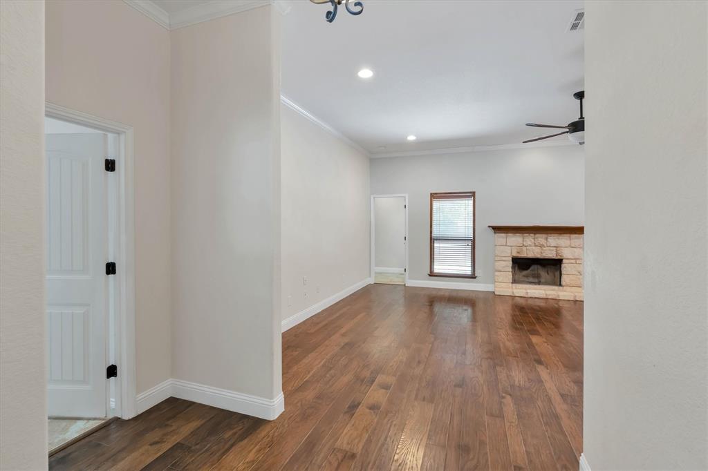 2005 Lindentree Drive