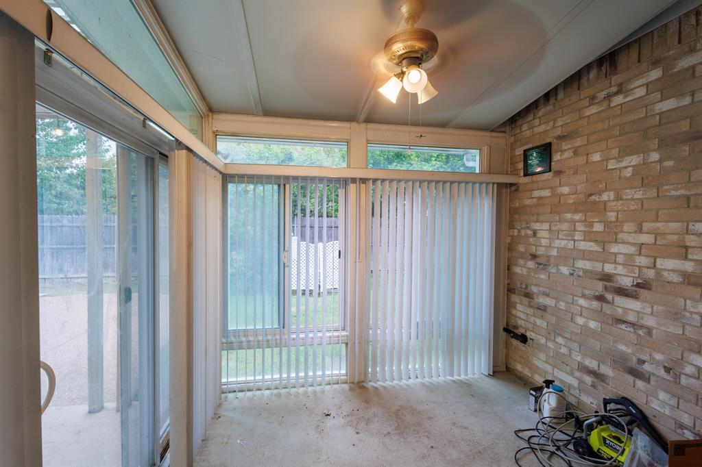 STONEGLEN AT FOSSIL CREEK ADDN - Residential Lease