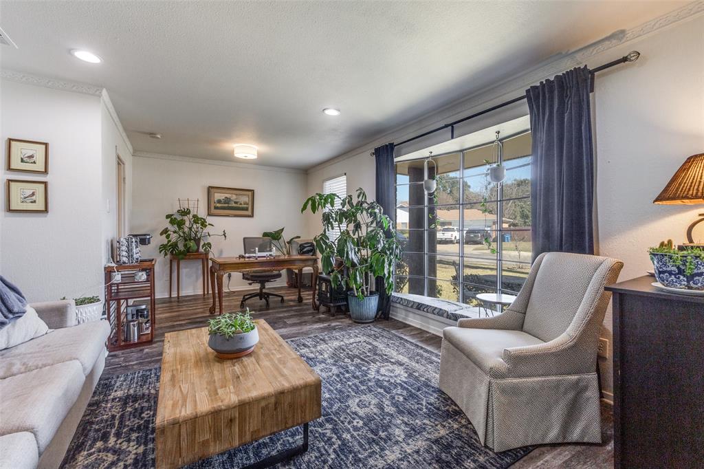 Buckner Terrace Add 4th Sec 4th In - Residential