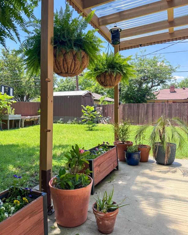 Buckner Terrace Add 4th Sec 4th In - Residential