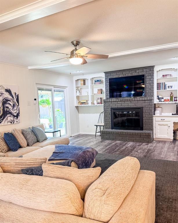Buckner Terrace Add 4th Sec 4th In - Residential