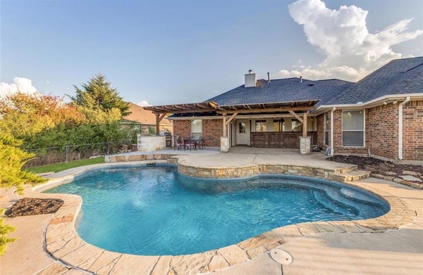 11068 PRAIRIE LAKES LN, FORNEY, TX 75126 - Image e240ca611cd67c8bb0c2a5b2ac7c4a7c/497332659