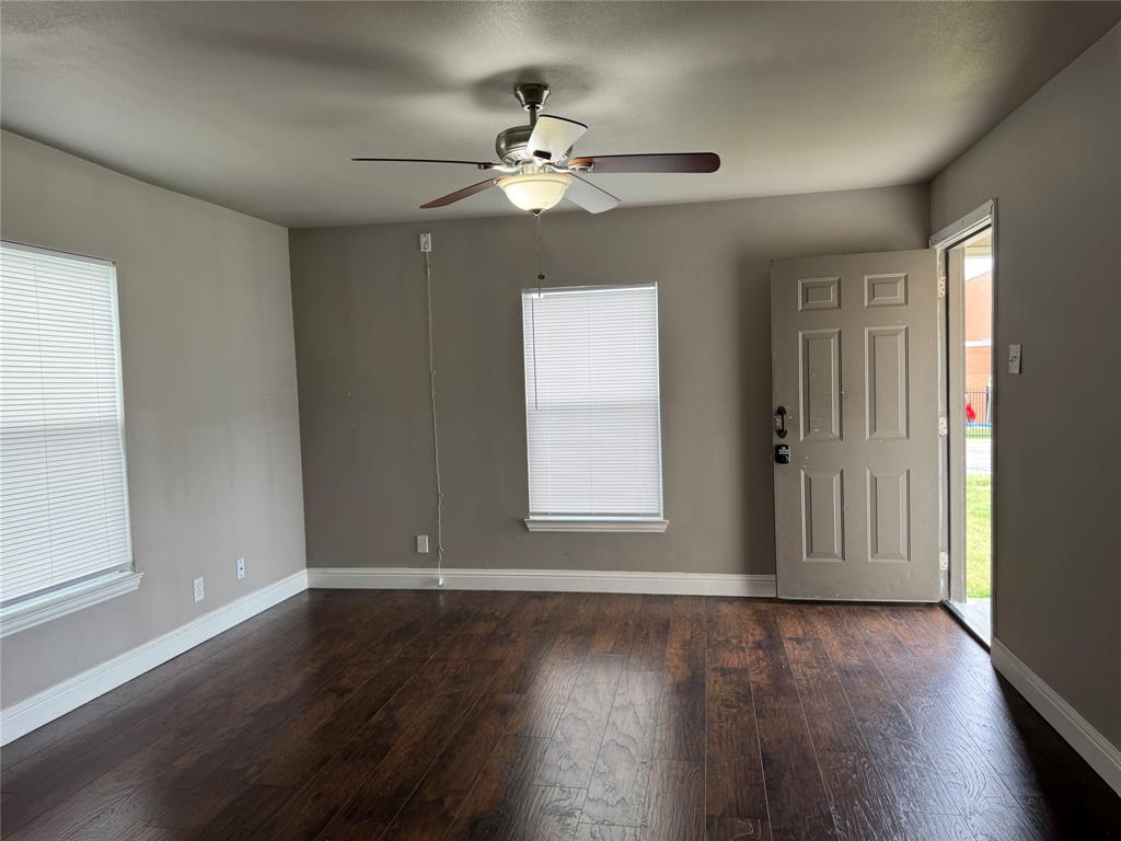 Deerpath Village 02 - Residential Lease