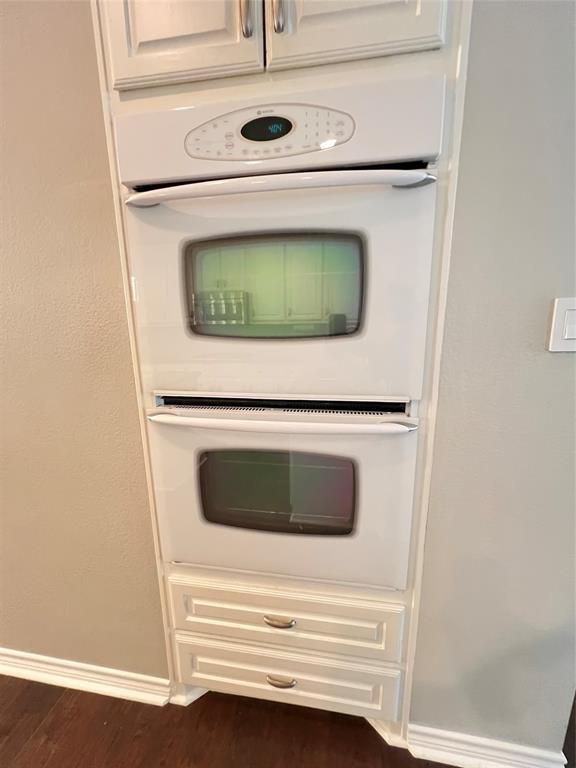 Village At Panther Creek Ph One The - Residential Lease