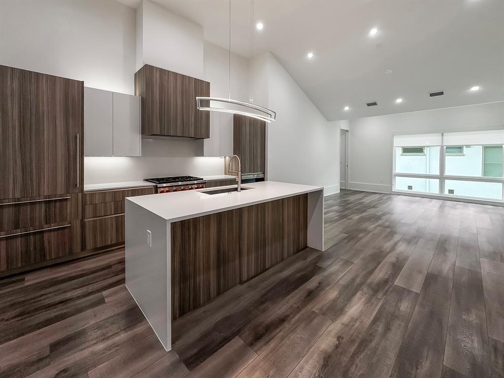 3525 Normandy Avenue 24