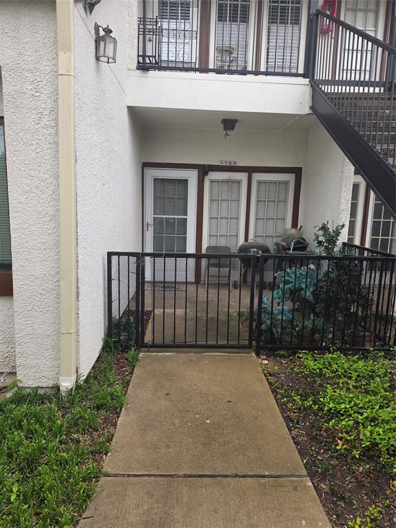 Emily Lane Condo - Residential