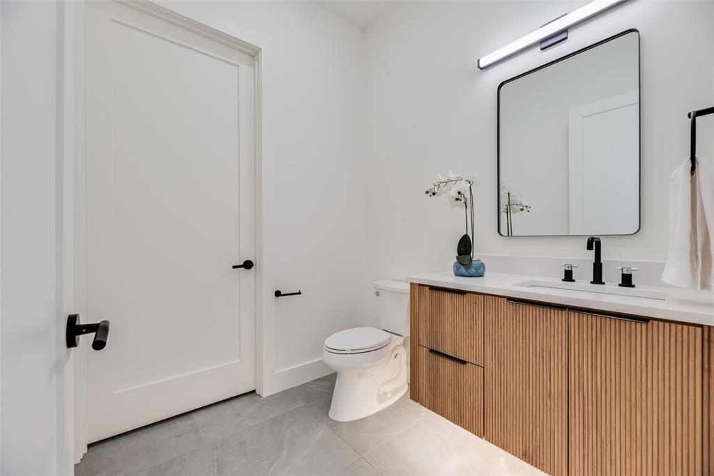 Ross Ave Annex - Residential