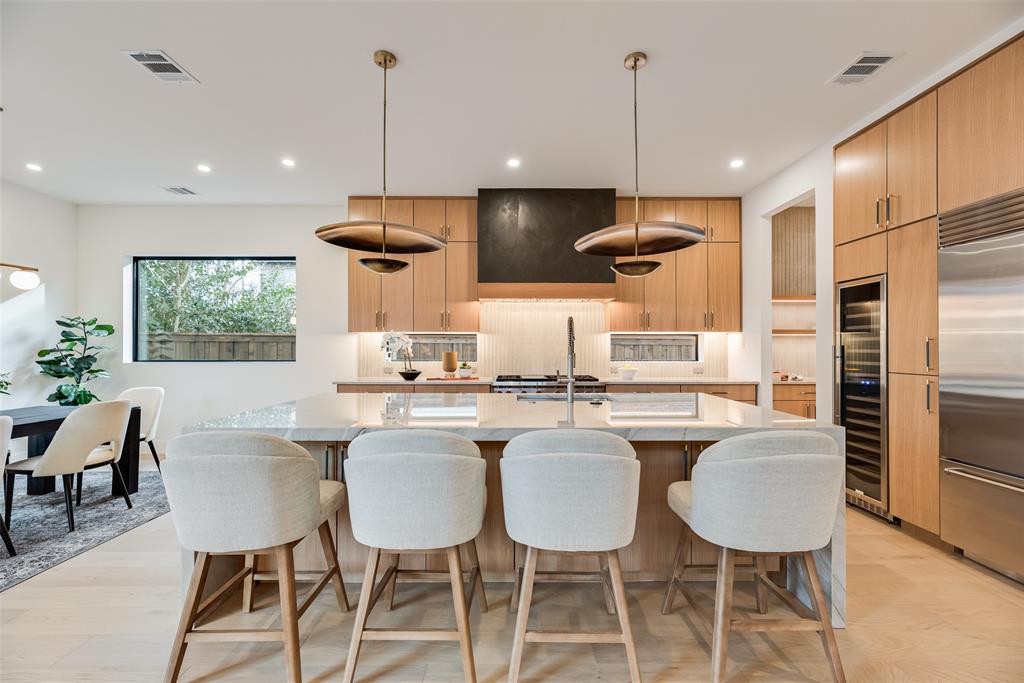 Ross Ave Annex - Residential