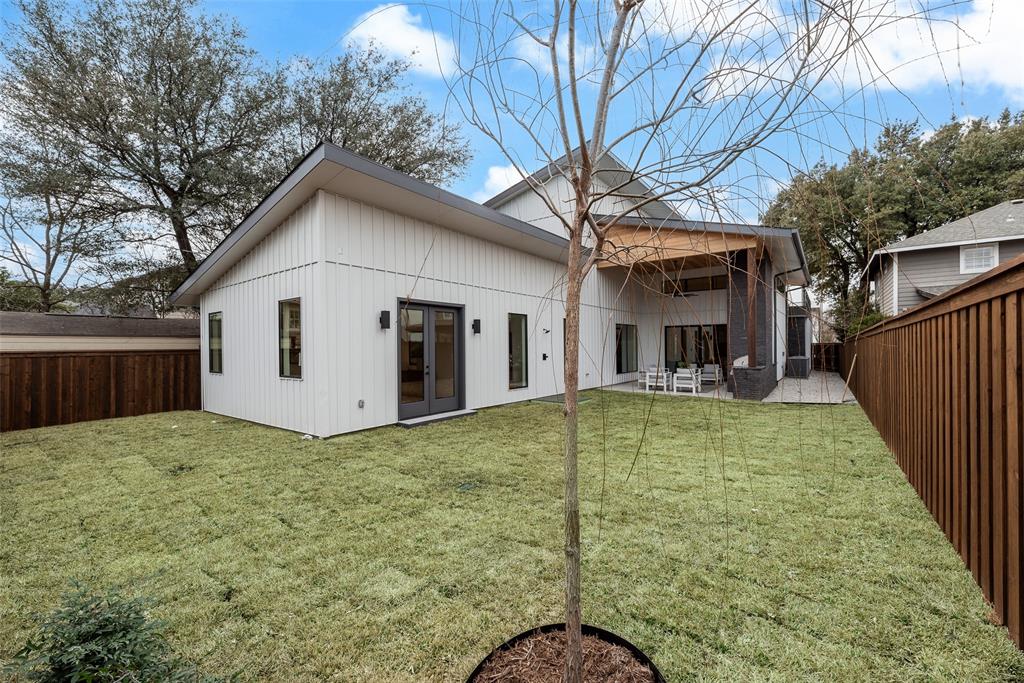 Ross Ave Annex - Residential