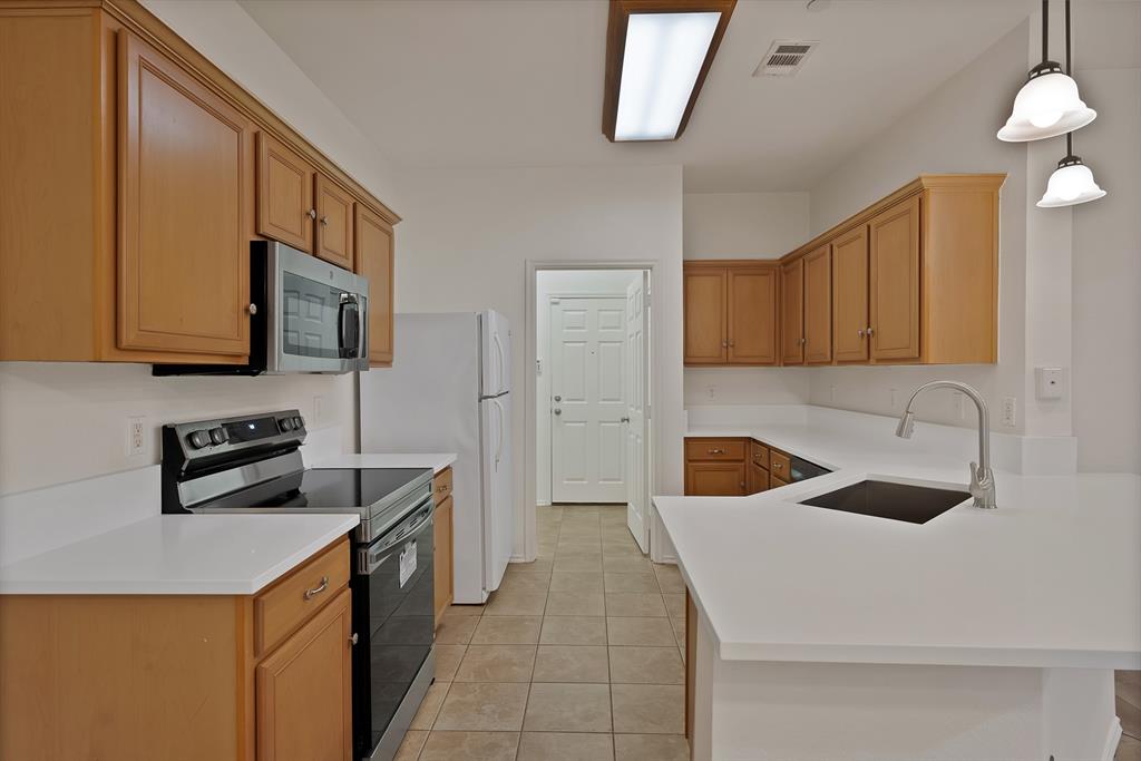 Pasquinellis Westbrook At Ridgeview Ph 1 - Residential Lease