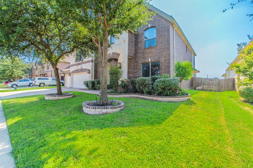 10325 Crowne Pointe Lane