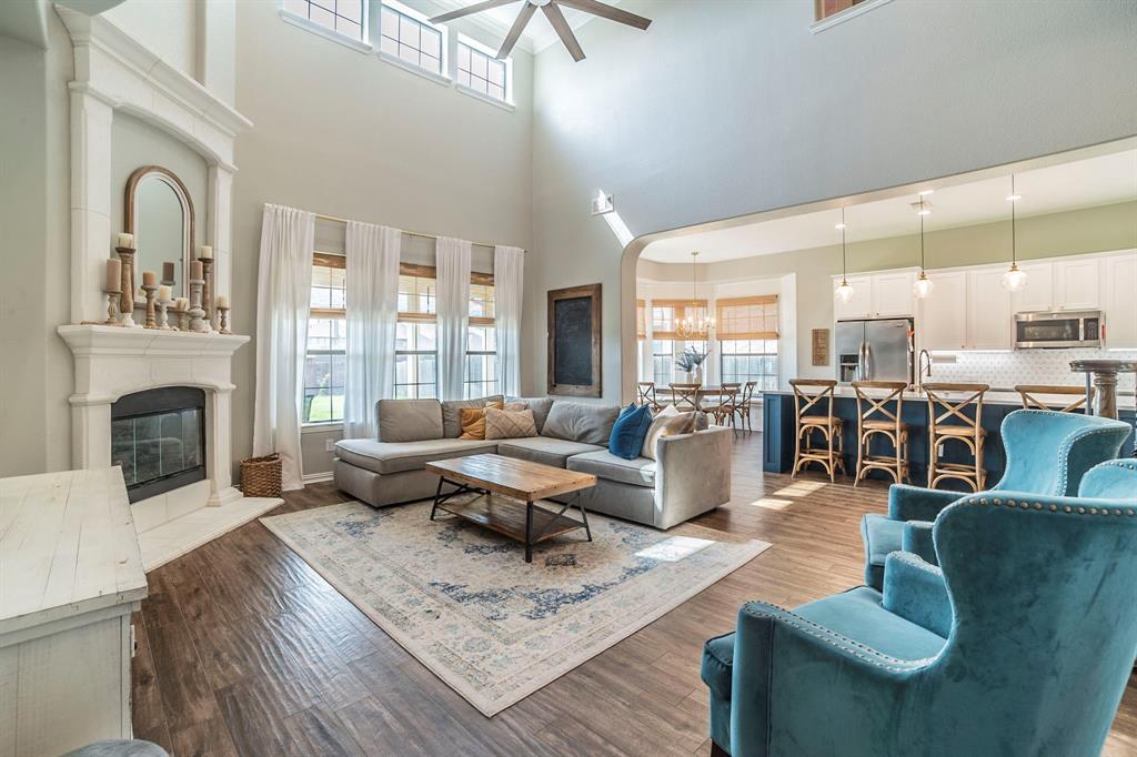 10325 Crowne Pointe Lane
