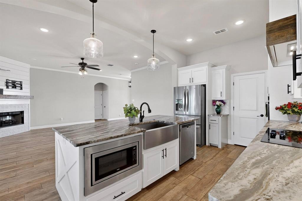 Rustic Mdws Ph 2 - Residential