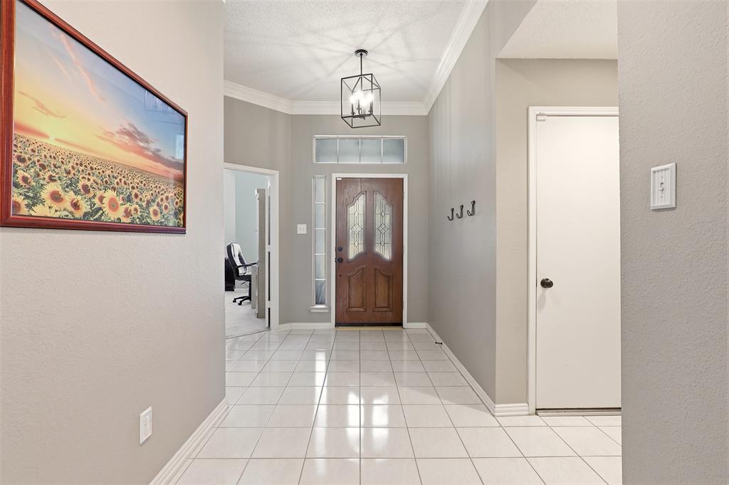 2109 Golden Arrow Drive