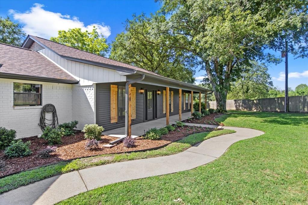 ABST A0018 T QUEVADO - Residential