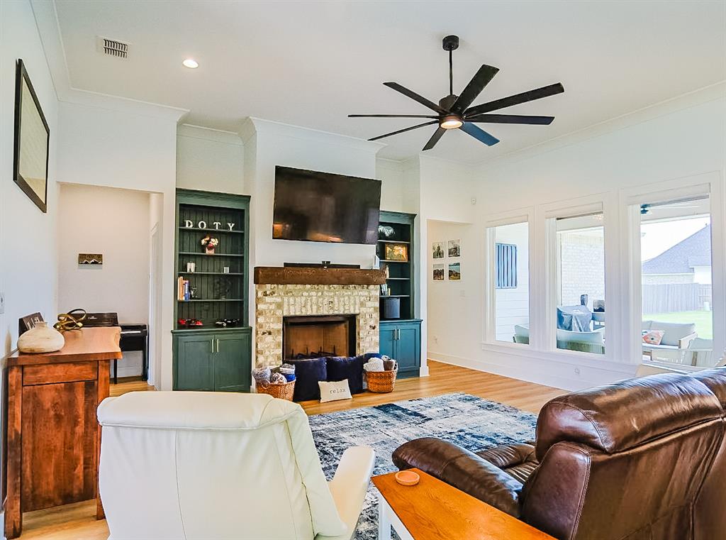 Bossier City, Louisiana 71111, United States, 4 Bedrooms Bedrooms, ,2 BathroomsBathrooms,Residential,Active,140006