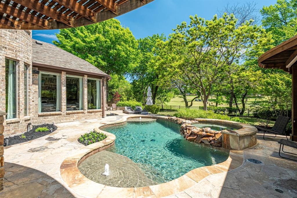 1709 Singletree Court