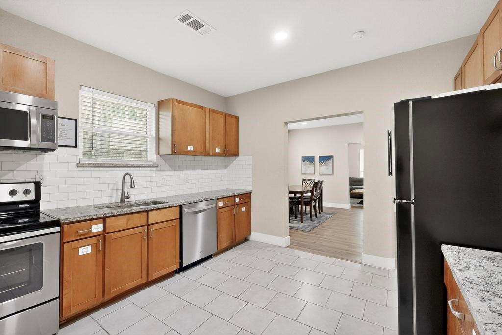 Dallas Land & Loan 03 - Residential Income