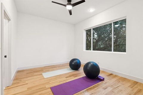 Tiny photo for 3940 N Cresthaven, Dallas, TX 75209 (MLS # 21101750)