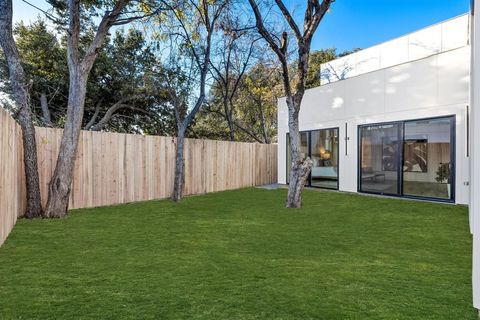 Tiny photo for 3940 N Cresthaven, Dallas, TX 75209 (MLS # 21101750)