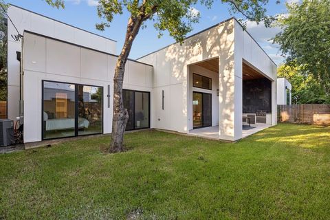 Tiny photo for 3940 N Cresthaven, Dallas, TX 75209 (MLS # 21101750)