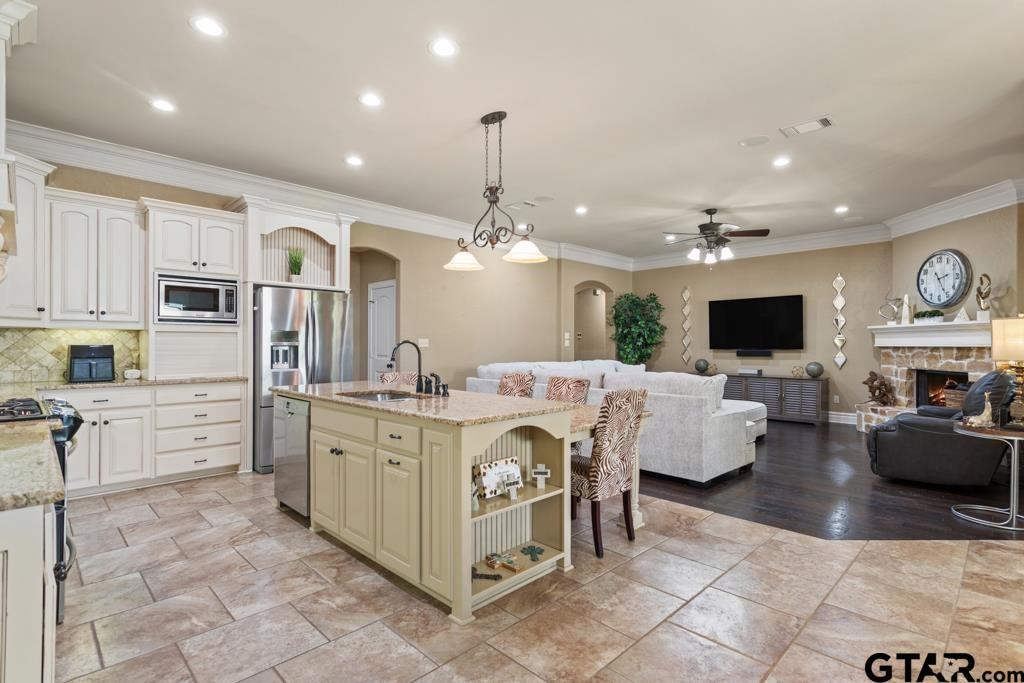 Walnut Hill Village - Residential