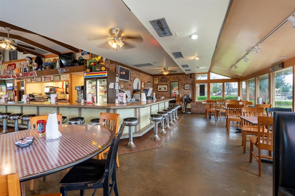 Boyd & Kneggs Business Park - Commercial Sale