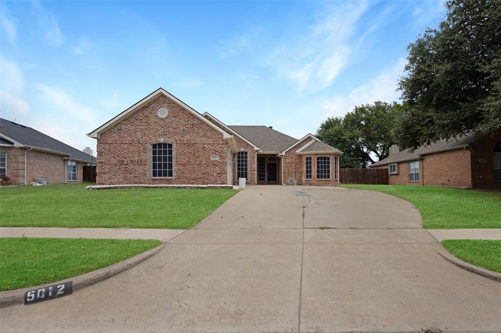5012 White Oak Drive